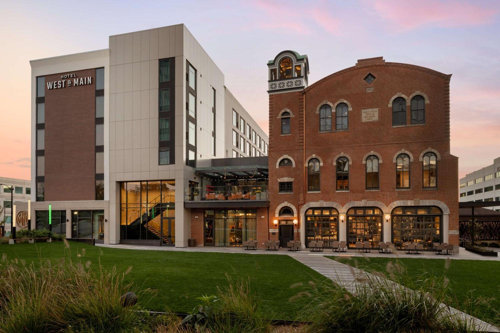 Hotel West & Main Conshohocken, Tapestry Collection Hilton エクステリア 写真