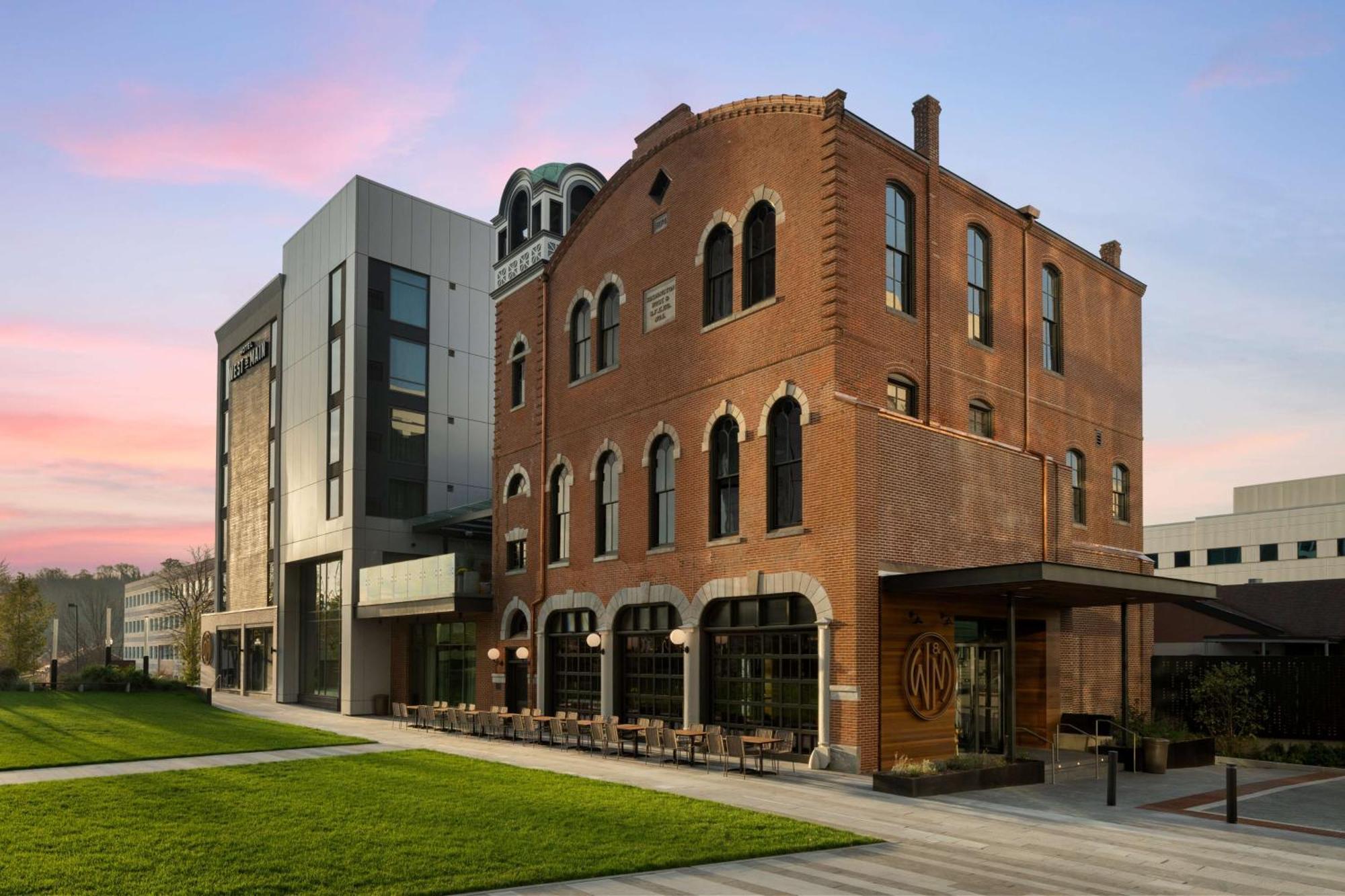 Hotel West & Main Conshohocken, Tapestry Collection Hilton エクステリア 写真