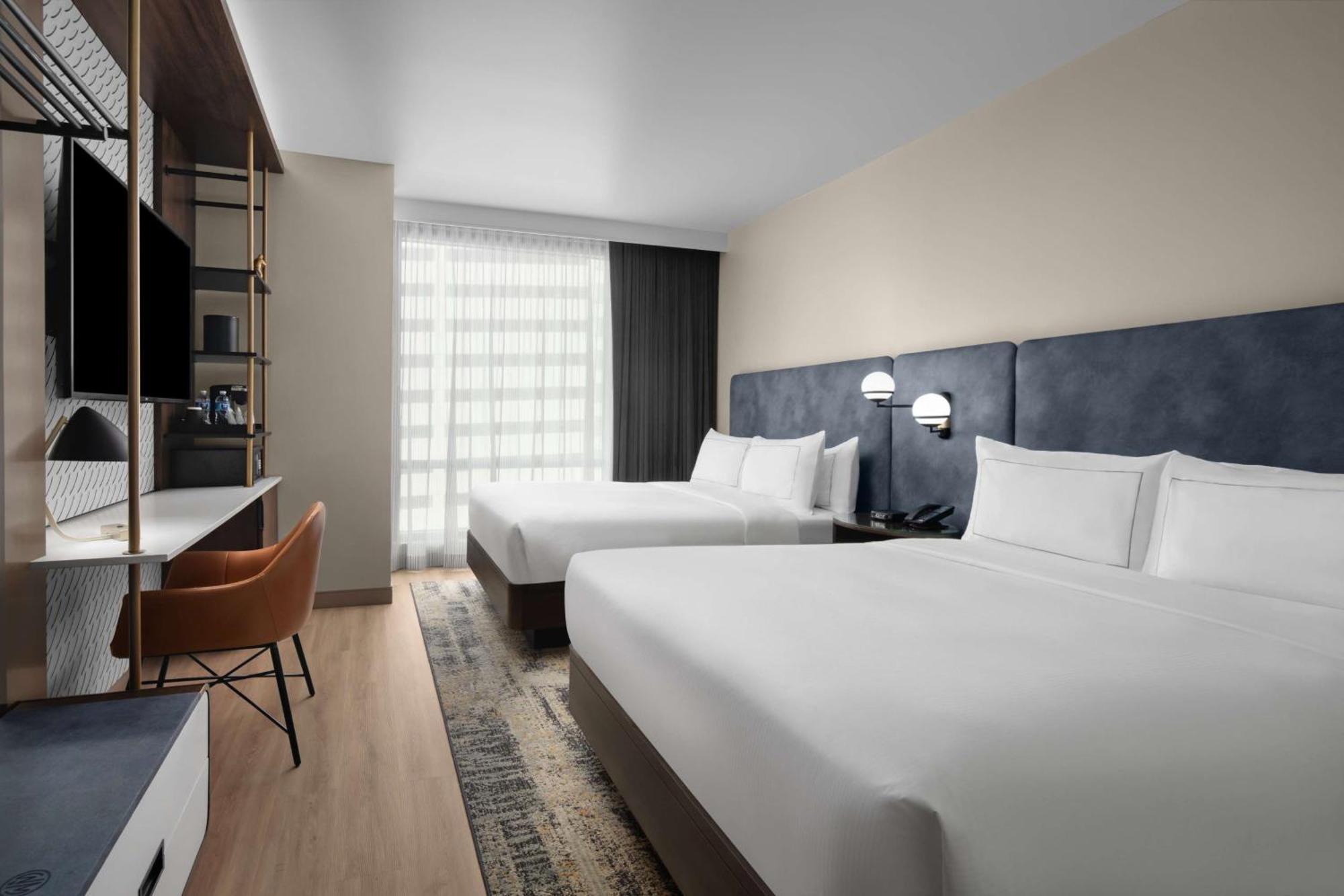 Hotel West & Main Conshohocken, Tapestry Collection Hilton エクステリア 写真