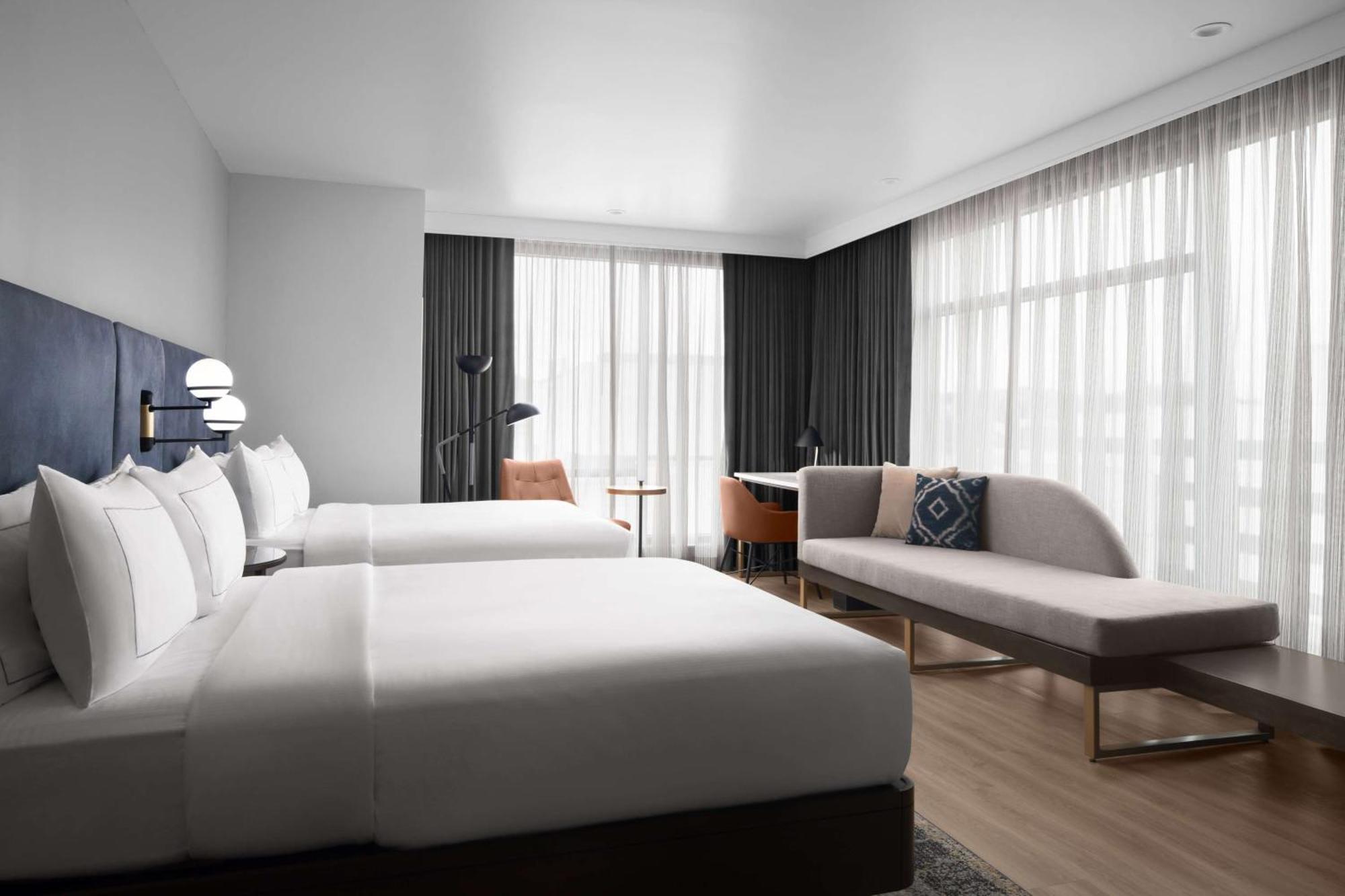 Hotel West & Main Conshohocken, Tapestry Collection Hilton エクステリア 写真